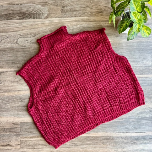 She + Sky Mock Neck Sleeveless Drop Shoulder Cable Sweater Vest Burgundy Size L - Picture 9 of 10